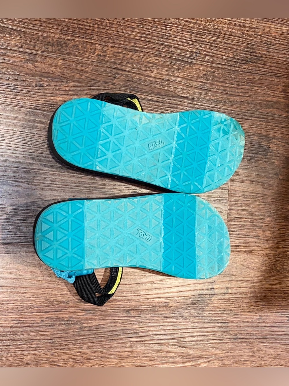 Teva Men's Original Universal
Sandals - Picture 4 of 6